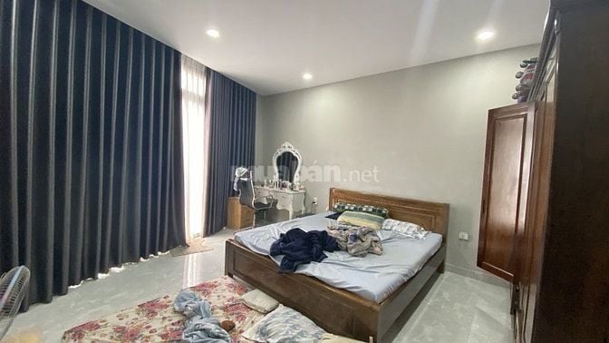 NGUYỄN VĂN LƯỢNG - GÒ VẤP - HẺM XE TẢI TRÁNH - 4 x18 - 5 TẦNG - 9 TỶ 
