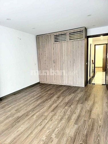 BÁN NHÀ PHỐ LÕI BỒ ĐỀ - 4 TẦNG ĐẸP, NGÕ THÔNG NVC - GIÁ HỢP LÝ 10,2 TỶ