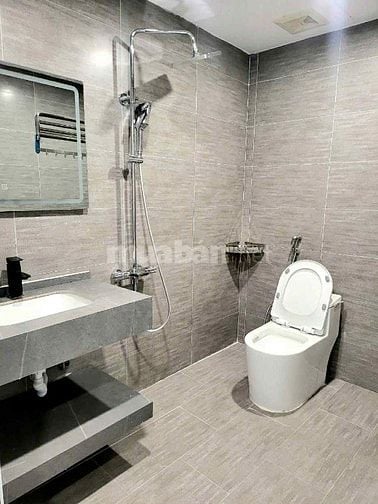 BÁN NHÀ PHỐ LÕI BỒ ĐỀ - 4 TẦNG ĐẸP, NGÕ THÔNG NVC - GIÁ HỢP LÝ 10,2 TỶ