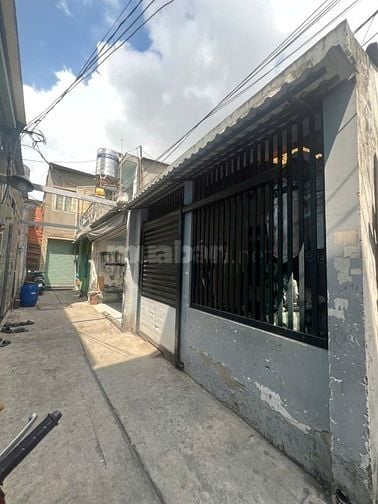 NHÀ GIÁ RẺ GẦN AEON MALL (4.2X18M) HẺM ĐƯỜNG 26/3. GIÁ 3,8 TỶ