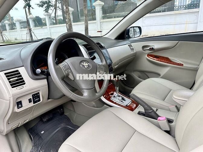 Toyota Corolla Altis 2010  - 120000 km