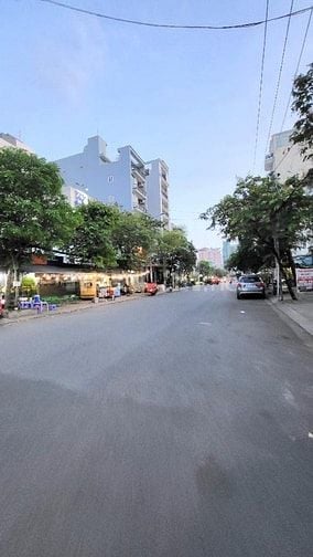 Chủ cần bán gấp nhaà 2 MT đường số phường Bình Thuận Quận 7
