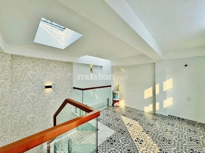 Bán Gấp nhà Hoàng Văn Thụ,P8,Phú Nhuận,53m2(4x13.25),1Lửng 2Lầu, SHR