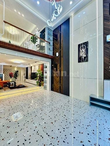 Bán Gấp nhà Hoàng Văn Thụ,P8,Phú Nhuận,53m2(4x13.25),1Lửng 2Lầu, SHR