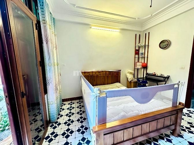 Bán nhà phân lô Phan Đình Phùng 39m2*5T,MT 4m,2 thoáng,<14tỷ,10m phố. 