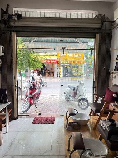 Bán Nhà mặt tiền đường phường 8, Gò Vấp, vỉa hè 5m tiện kinh doanh