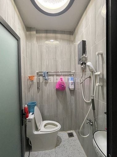 NHÀ 2 TẦNG HẺM 58 HẬU GIANG – TRUNG TÂM Q.6 – NHÀ ĐẸP – GIÁ CHỈ 4.9 TỶ