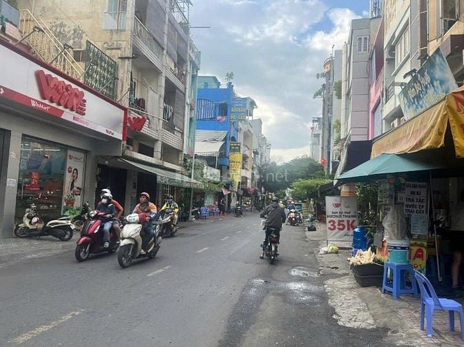 Bán nhà mặt tiền Ngô Quyền, P7, Quận 5, DT: 4mx25m, giá 23 tỷ
