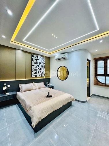 bán nhà SIÊU PHẨM LUXURY TUYỆT ĐẸP, DT 4M X 17M, Ô TÔ XE HƠI VÀO NHÀ