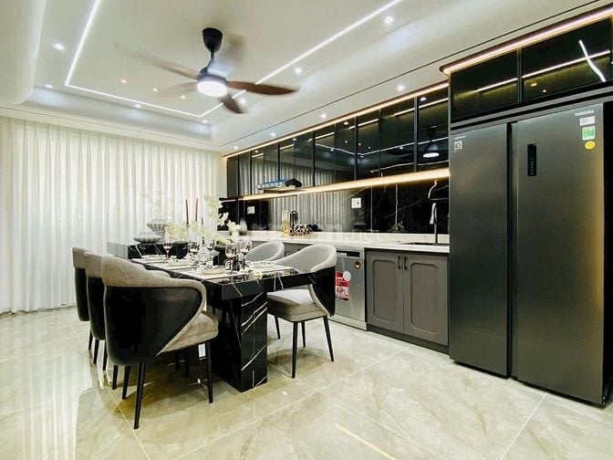 bán nhà SIÊU PHẨM LUXURY TUYỆT ĐẸP, DT 4M X 17M, Ô TÔ XE HƠI VÀO NHÀ