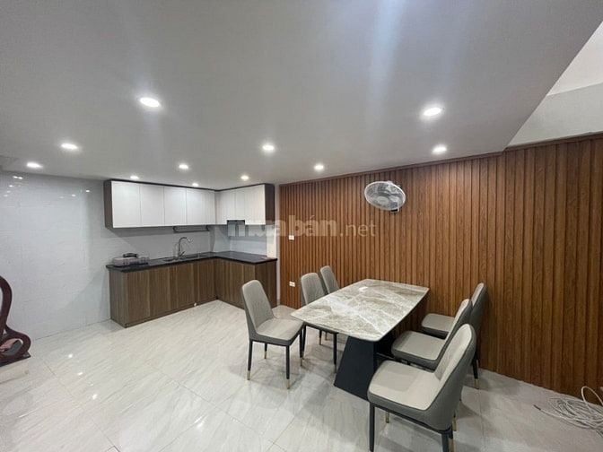 BÁN NHÀ KIẾN HƯNG-LÔ GÓC-Ô TÔ CÁCH 5M