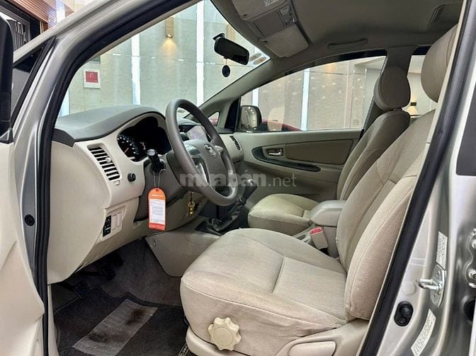 Toyota Innova 2.0E 2016 - 120.000km zin 1 đời chủ