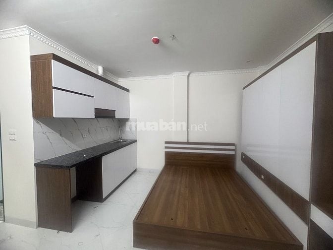 Hiếm . Bán căn hộ dịch vụ Võng Thị Tây Hồ