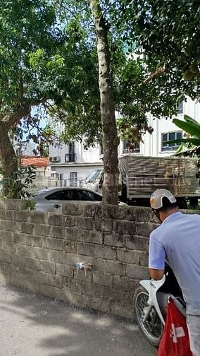 Chủ chuyển công tác cần bán nhà mới xây 