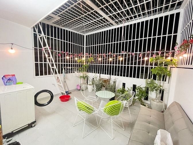 ✅ BÁN GẤP NHÀ ĐẸP NGANG 4.5M – NGUYỄN VĂN QUỲ, Q7 🏡 DT: 4.5 X 8