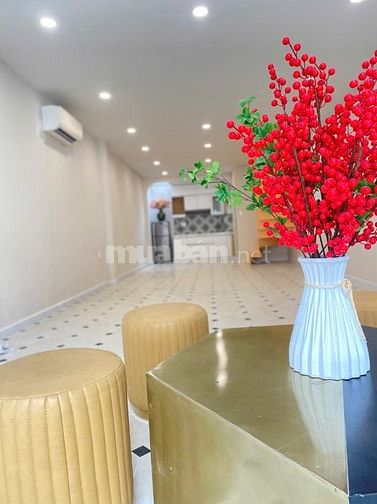 Nhà mặt tiền đường số 54 Phường Thảo Điền Quận 2.