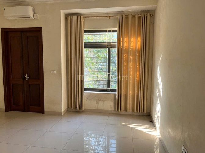 Chính chủ cần bán gấp nhà ngõ 80 Trung Kính 50m² mặt tiền 4.5m lô góc 