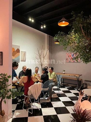 Mặt Tiền kinh doanh cafe và các ngành (nở hậu 8m)