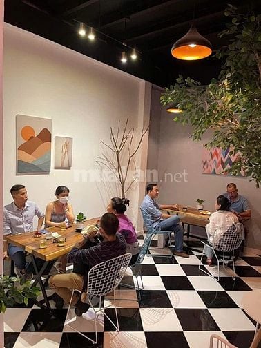 Mặt Tiền kinh doanh cafe và các ngành (nở hậu 8m)