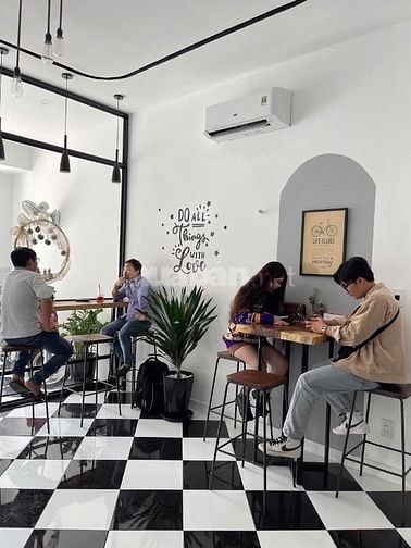 Mặt Tiền kinh doanh cafe và các ngành (nở hậu 8m)