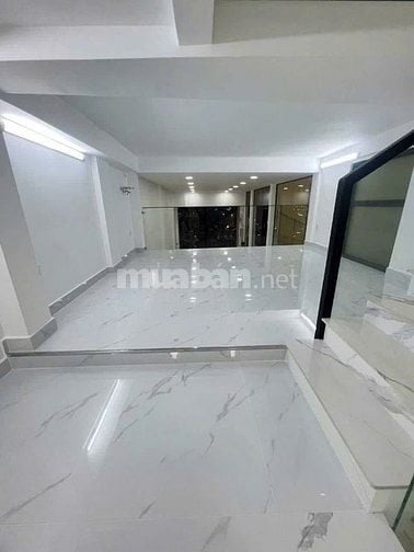 Cho Thuê Nhà MỚI XÂY GIÁ TỐT Cách mạng tháng tám Quận 3