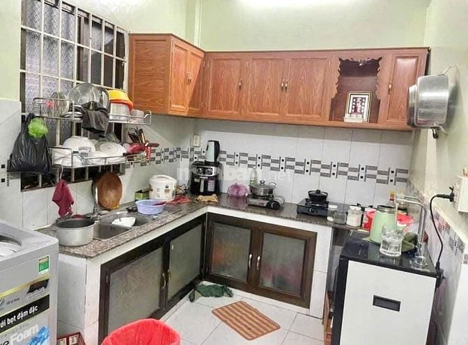 bán gấp căn nhà 62m2 ở Nguyễn Văn Quá - Quận 12 giá 910 triệu.