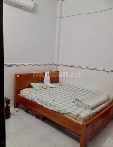 bán gấp căn nhà 62m2 ở Nguyễn Văn Quá - Quận 12 giá 910 triệu.