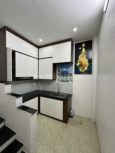NHÀ 5TẦNG PHỐ GIA QUẤT - ĐƯỜNG RỘNG GARA Ô TÔ - VIEW THOÁNG - CHỈ 7.45