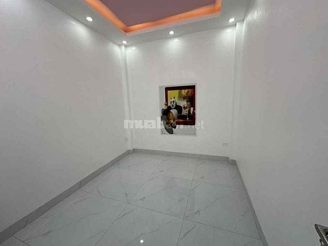 NHÀ 5TẦNG PHỐ GIA QUẤT - ĐƯỜNG RỘNG GARA Ô TÔ - VIEW THOÁNG - CHỈ 7.45