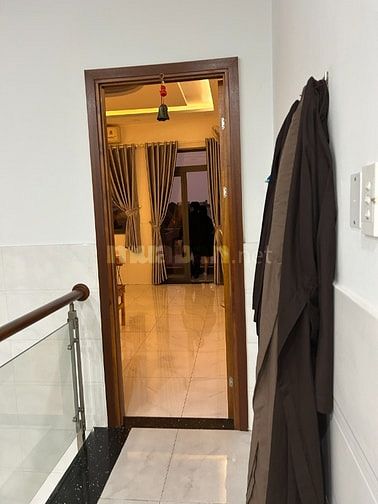 MT Đường 100 Bình Thới , Q11 ,  4 X 16m , 3 lầu nhà đẹp , 14,2 tỷ TL 