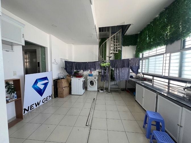 Giá Đầu Tư, HXH Phan Đăng Lưu,5 Lầu Thang Máy- ngang 9x15m, chỉ 22ty