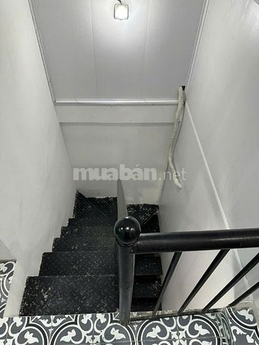 Khương Trung. Chỉ 2 tỷ chín lăm. Nhà mới, nội thất mới.
