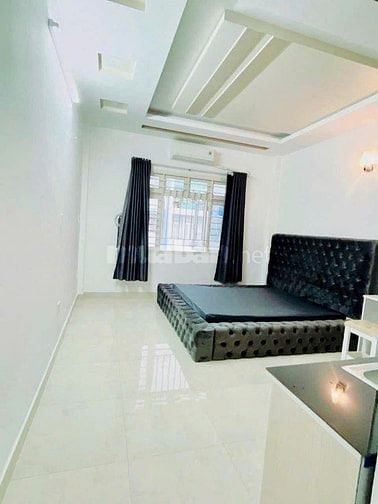 bán nhà CĂN HỘ DỊCH VỤ ĐANG CHO THUÊ 45tr/tg, DT 4m x 28m mặt tiền KD