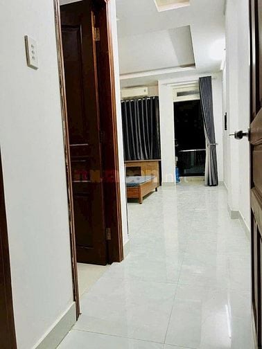 bán nhà CĂN HỘ DỊCH VỤ ĐANG CHO THUÊ 45tr/tg, DT 4m x 28m mặt tiền KD