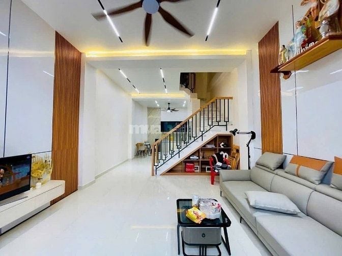 GIẢM GIÁ SẬP SÀN BÁN CĂN Đ GÒ CẨM ĐỆM, TÂN BÌNH GẦN TRƯỜNG THPT BÁC ÁI