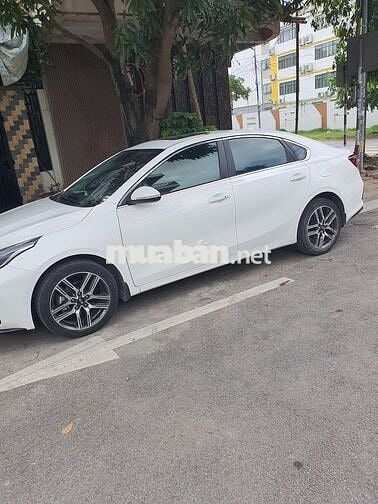 Kia Cerato 2019 1.6 AT Deluxe - 22815 km