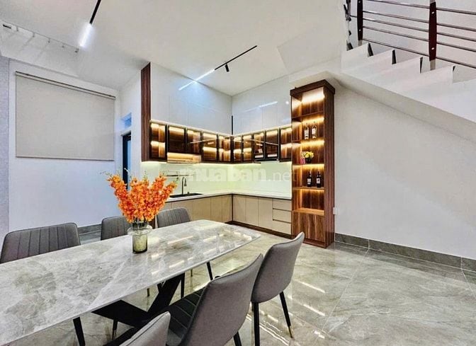 SANG NHANH CĂN NHÀ NGỘP NGUYỄN ĐÌNH CHIỂU, QUẬN 3_DT 60M2_SỔ HỒNG RIÊN