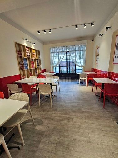 Cho Thuê nhà mặt tiền Nguyễn Gia Trí KDTD trệt trống suốt