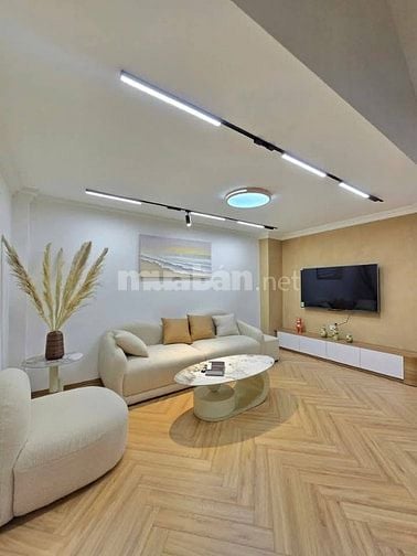 Nhà Đẹp Phố VIP Bạch Mai, Hai Bà Trưng 37/40m, 5 tầng, mt 4.2m, 8 tỷ