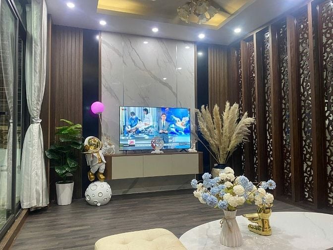 30m2  Ô tô vào Xuân Thủy lô góc 2 mặt mt siêu rộng 5.2, đầy đủ nt