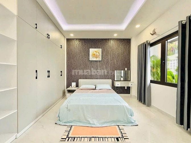 bán nhà ngay Thành Thái, Q10, giá: 2 tỷ 880 triệu/70m2, sổ hồng riêng