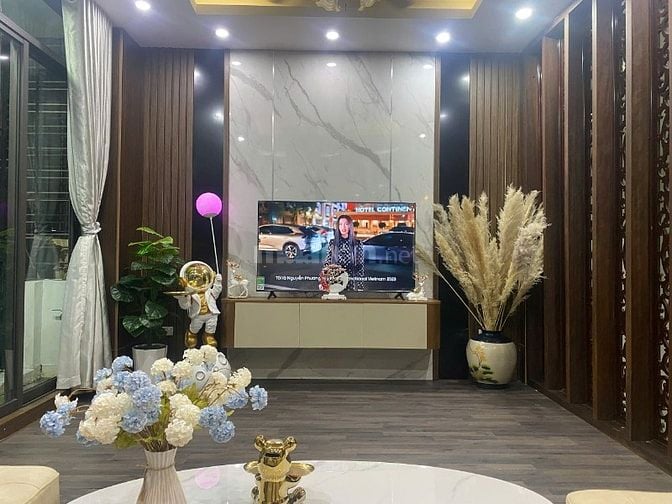 30m2  Ô tô vào Xuân Thủy lô góc 2 mặt mt siêu rộng 5.2, đầy đủ nt