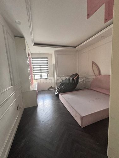NHÀ ĐẸP,  P TÂN SƠN NHÌ (4X18M) 3 LẦU,ST,6 PHÒNG,7WC, THANG MÁY 