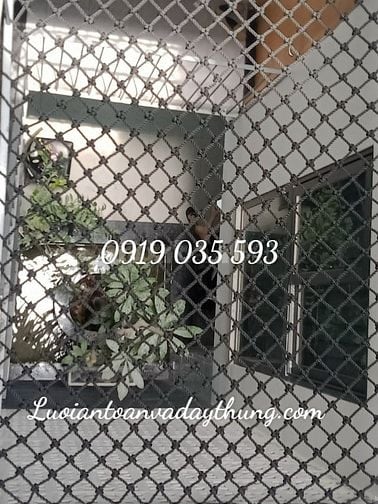 làm lưới an toàn giếng trời lưới giường tầng lưới bảo vệ lan can nhà