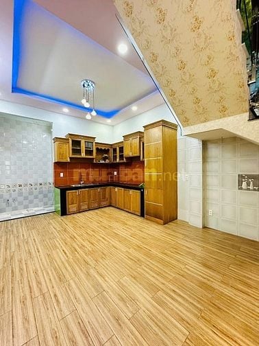 Cư Xá Lữ Gia, Q.11 giá 2Tỷ450 - nhà chính chủ sổ hồng riêng công chứng
