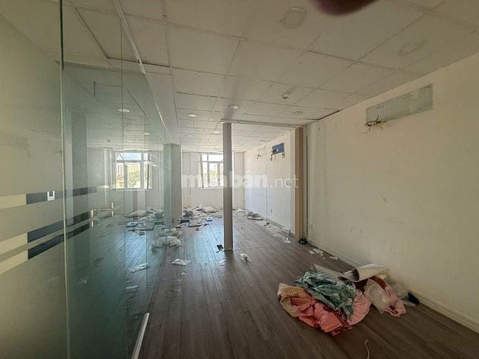Cho thuê tòa nhà Văn Phòng, 283 Hùng Vương, Phường 9, Quận 5 dt 8x17m