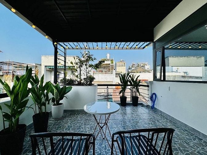 Căn nhà đẹp 54m2 ngay Hoàng Diệu,Quận 4. Giá: 3 Tỷ 220. Hẻm 4.5m thông