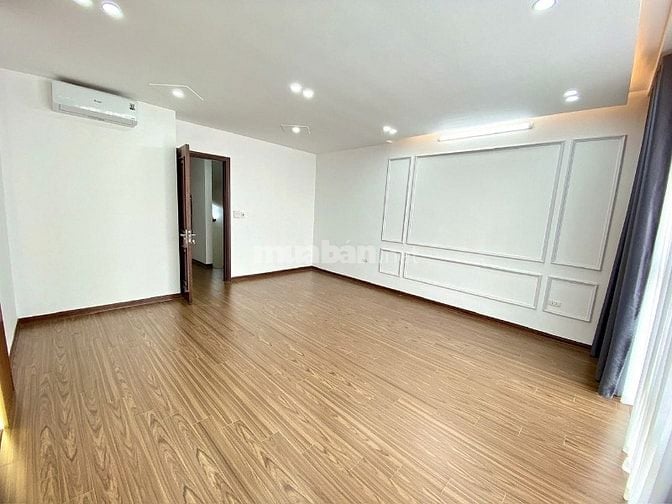 Bán nhà phố Vương Thừa Vũ 7 tầng  ô tô kinh doanh, dt 52m2, mt 5m.