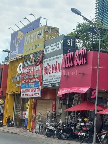 Bán nhà mặt tiền ngay vòng xoay ngã 6 Nguyễn Văn Nghi, Gò Vấp, 335m2