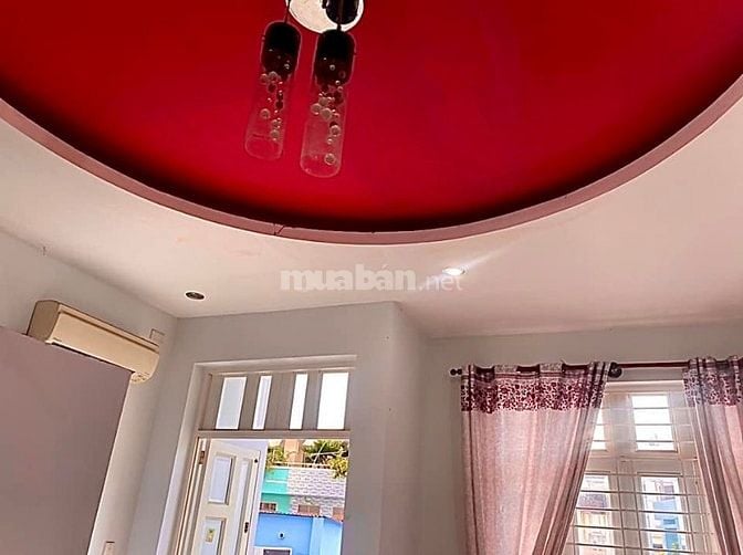 Cho thuê phòng đẹp, full nội thất, có ban công tại 373 Lý Thường Kiệt